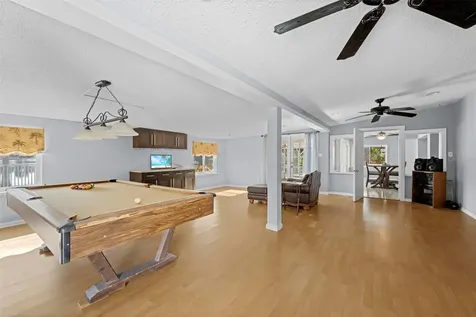 20228 County Line Road Lutz FL 33558
