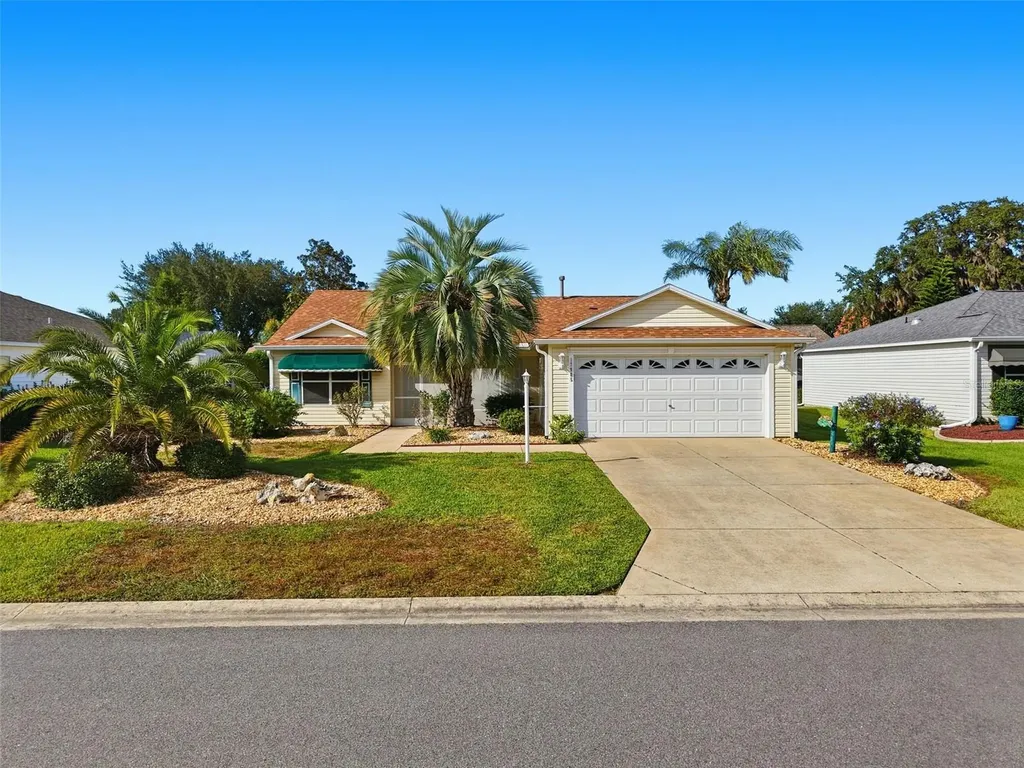17985 SE 92nd Amory Avenue The Villages FL 32162