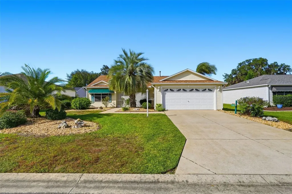 17985 SE 92nd Amory Avenue The Villages FL 32162