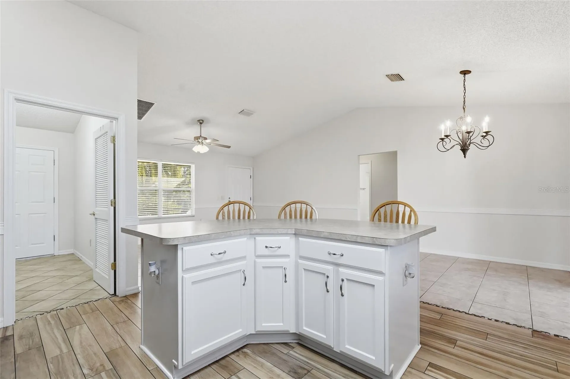 17985 SE 92nd Amory Avenue The Villages FL 32162