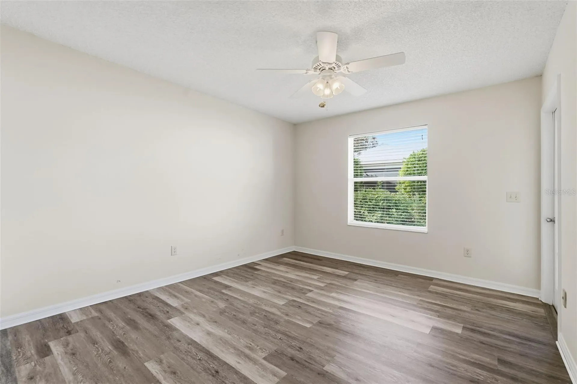 17985 SE 92nd Amory Avenue The Villages FL 32162