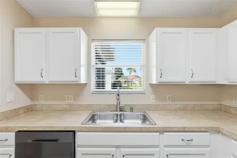 17985 SE 92nd Amory Avenue The Villages FL 32162
