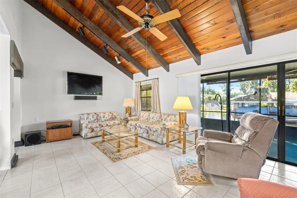 623 Racoon Lane Lorida FL 33857
