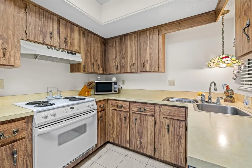 623 Racoon Lane Lorida FL 33857