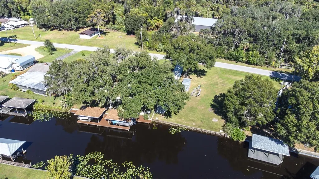 623 Racoon Lane Lorida FL 33857