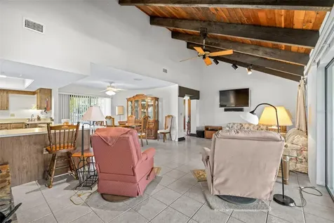 623 Racoon Lane Lorida FL 33857
