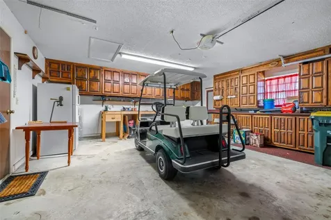 623 Racoon Lane Lorida FL 33857