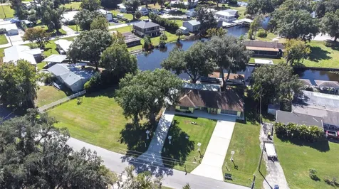 623 Racoon Lane Lorida FL 33857