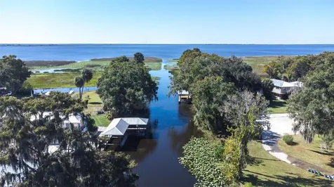 623 Racoon Lane Lorida FL 33857