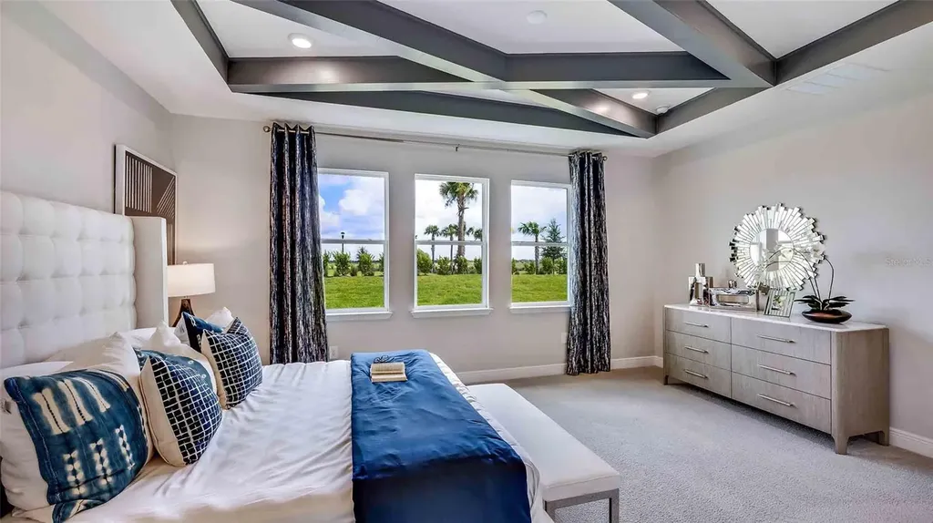 4322 Honeybee Court Lakewood Ranch FL 34211