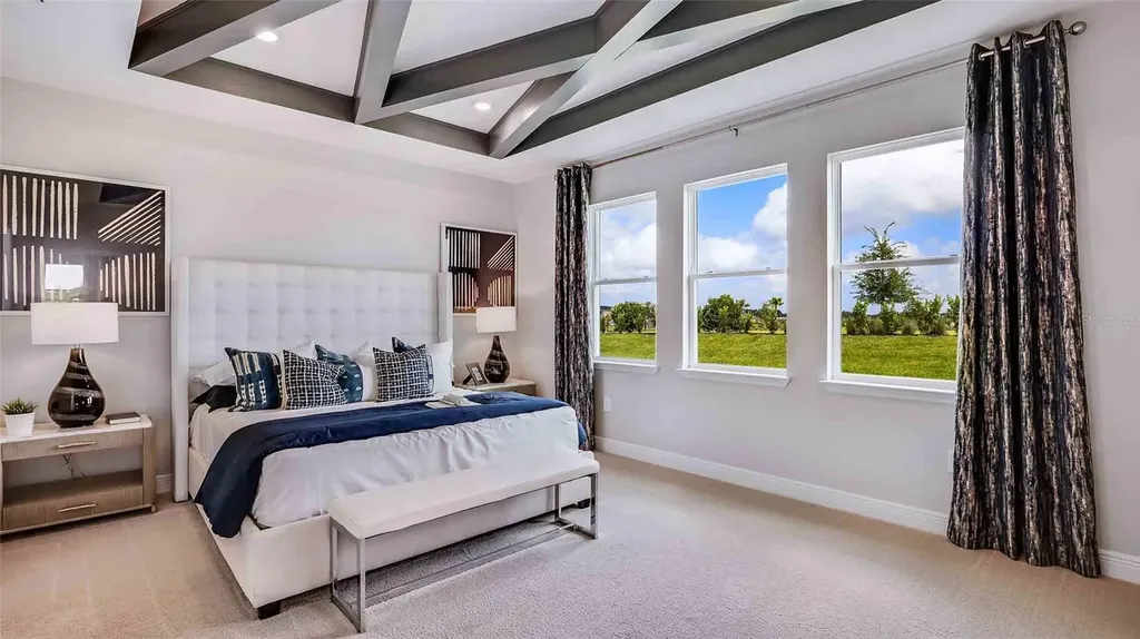 4322 Honeybee Court Lakewood Ranch FL 34211