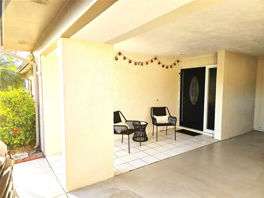3721 Collins Street Sarasota FL 34232