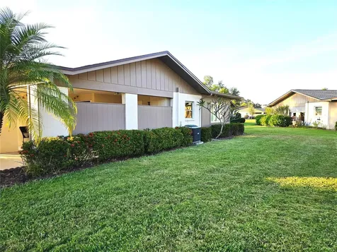 3721 Collins Street Sarasota FL 34232