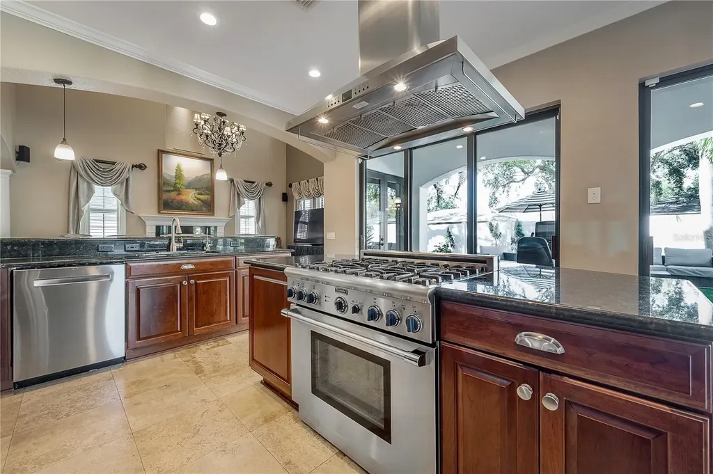 4311 W Barcelona Street Tampa FL 33629