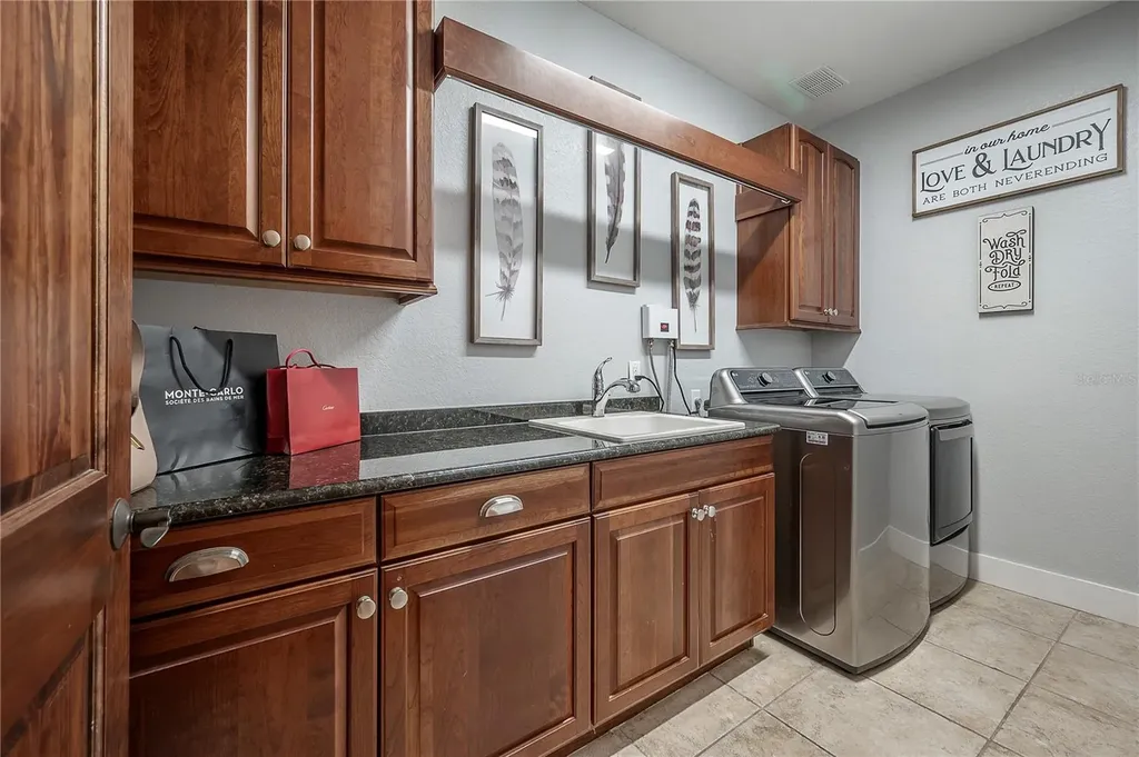 4311 W Barcelona Street Tampa FL 33629