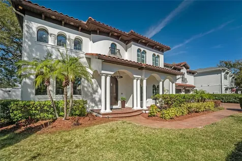 4311 W Barcelona Street Tampa FL 33629