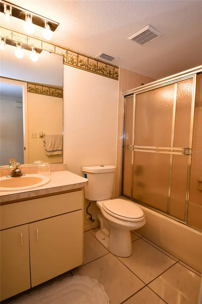 2275 S Mccall Road Englewood FL 34224