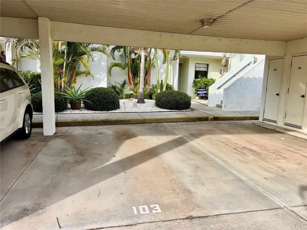 2275 S Mccall Road Englewood FL 34224