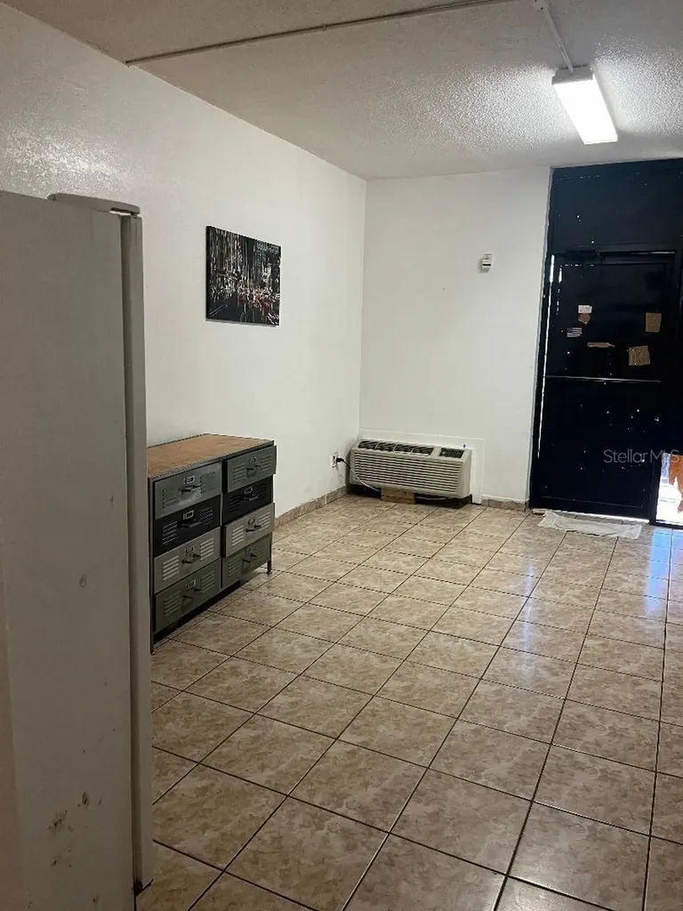 8421 S Orange Blossom Trail Orlando FL 32809