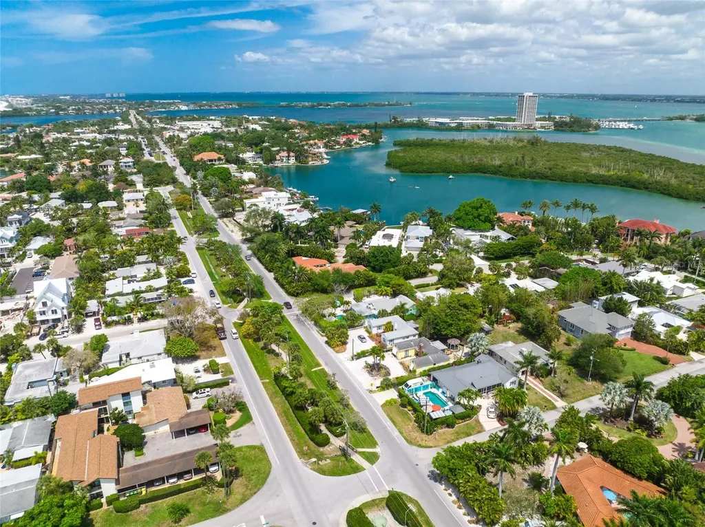 410 Garfield Drive Sarasota FL 34236