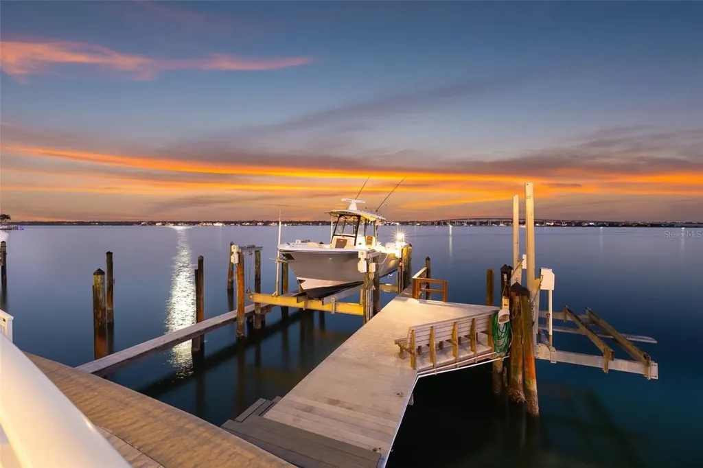 2165 Louisa Drive Belleair Beach FL 33786
