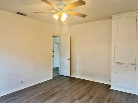 425 E Sessoms Avenue Lake Wales FL 33853