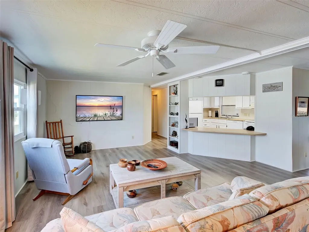 2100 Kings Highway Port Charlotte FL 33980