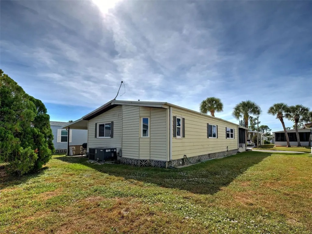 2100 Kings Highway Port Charlotte FL 33980
