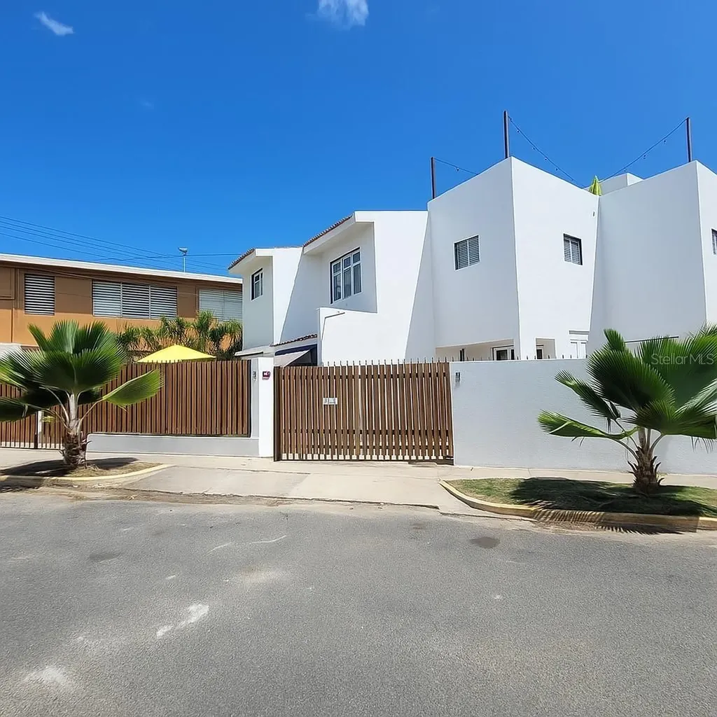 2301 Soldado Cruz San Juan PR 00913