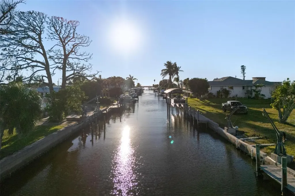 1940 Pennsylvania Avenue Englewood FL 34224