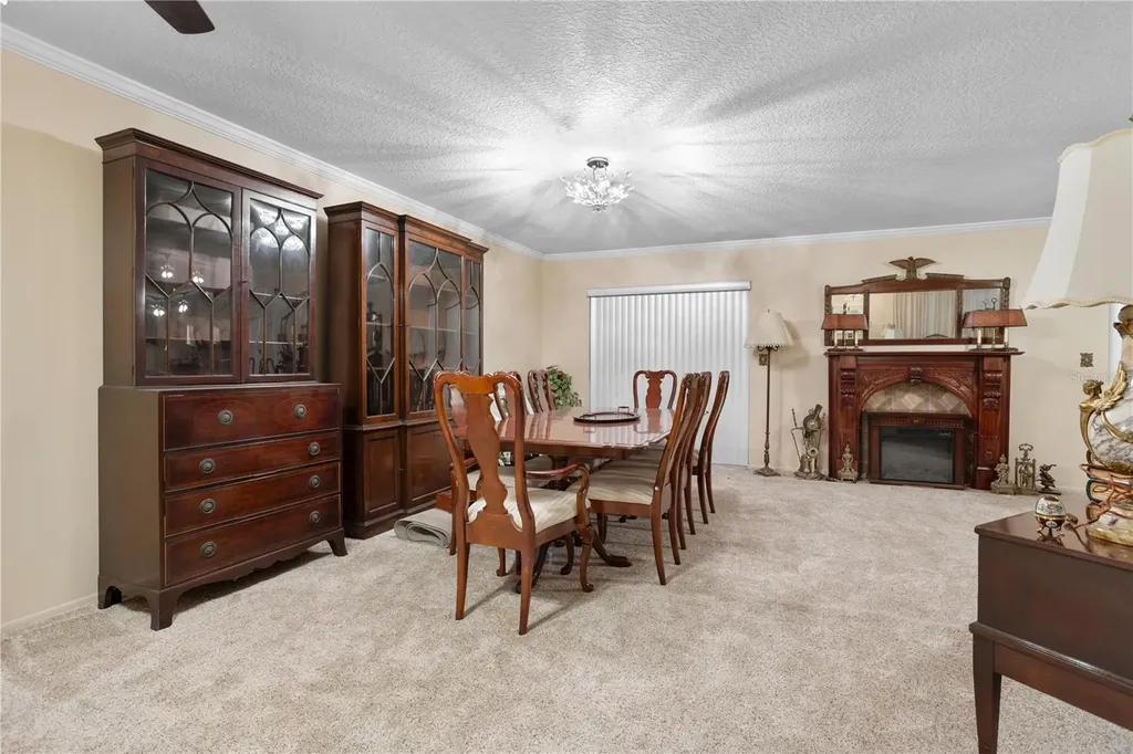 10105 Crown Court Orlando FL 32821