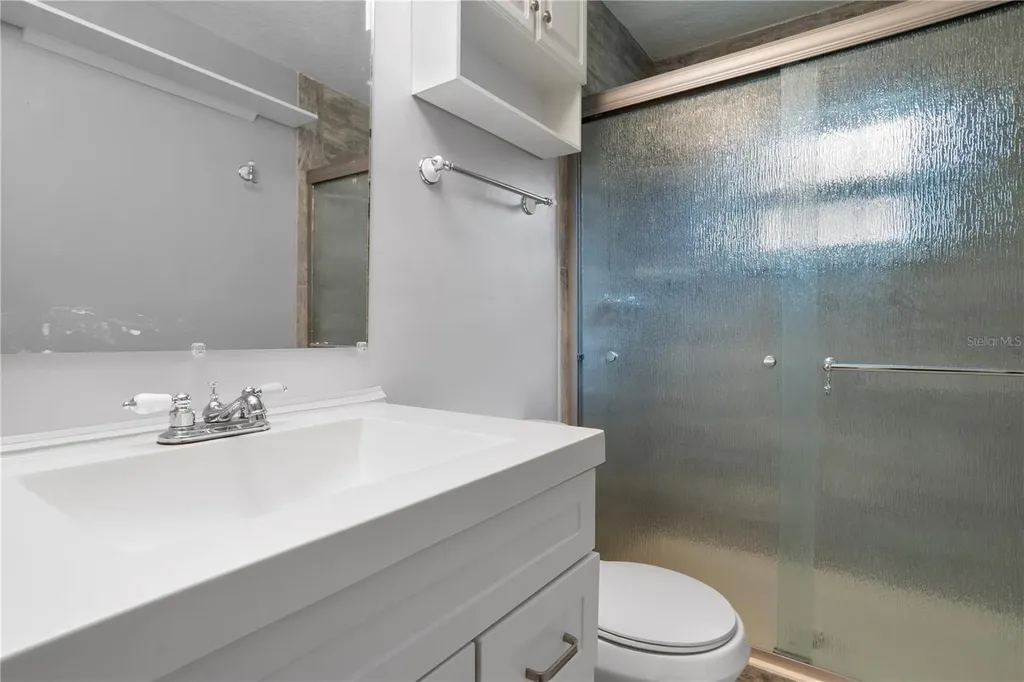 10105 Crown Court Orlando FL 32821