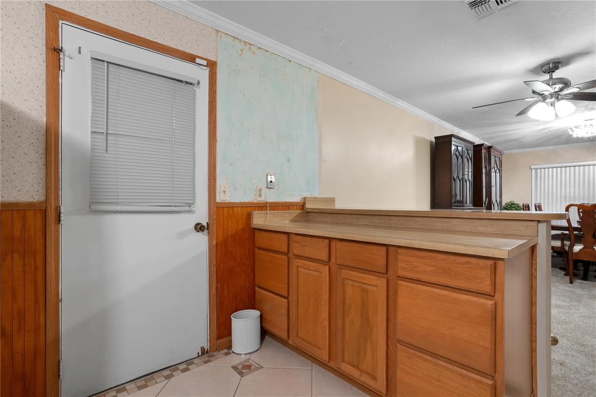 10105 Crown Court Orlando FL 32821