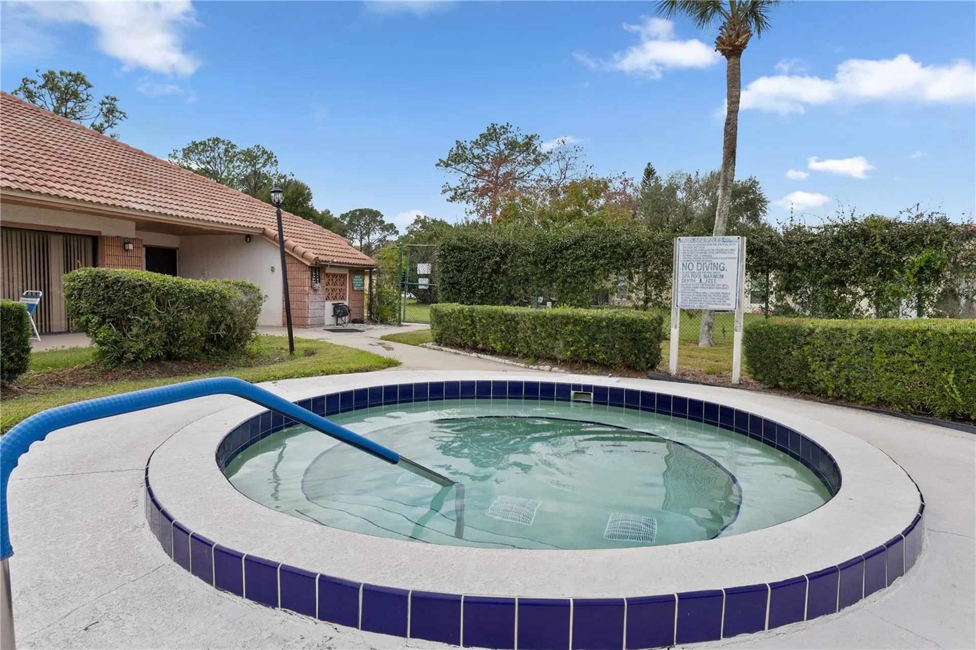 10105 Crown Court Orlando FL 32821