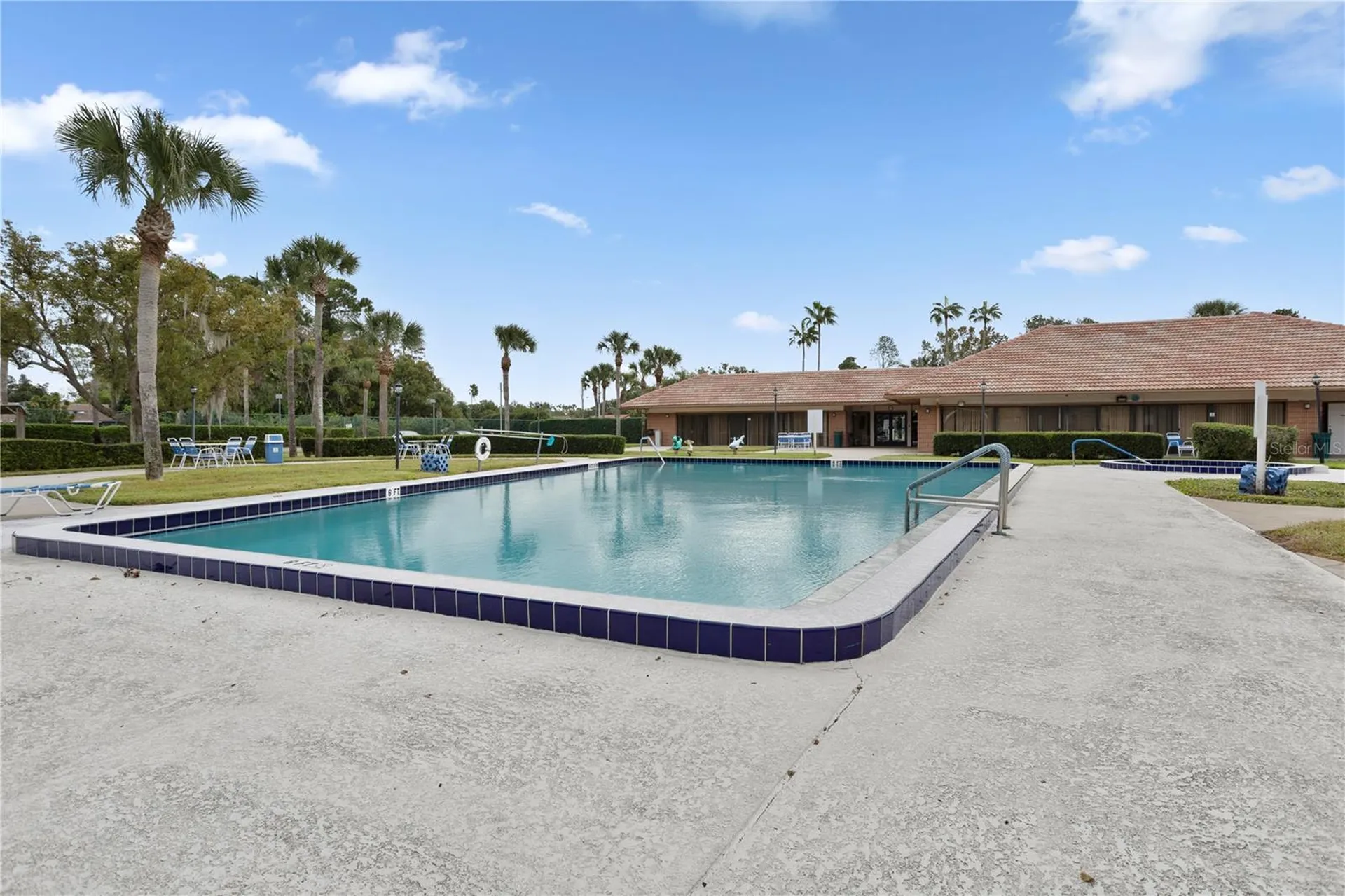 10105 Crown Court Orlando FL 32821