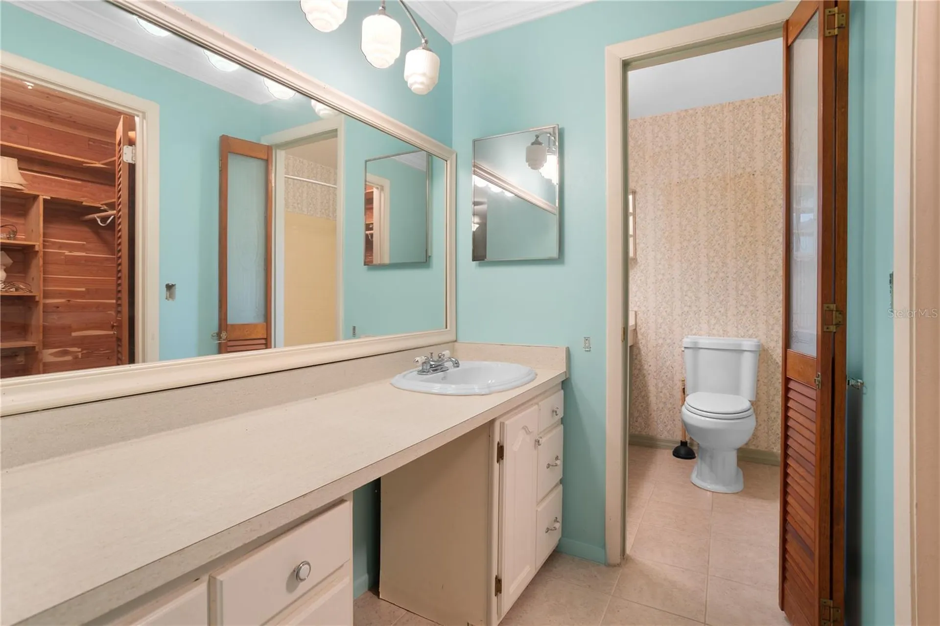 10105 Crown Court Orlando FL 32821