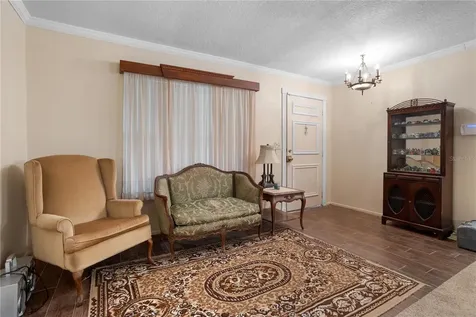 10105 Crown Court Orlando FL 32821