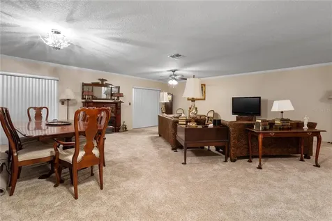 10105 Crown Court Orlando FL 32821