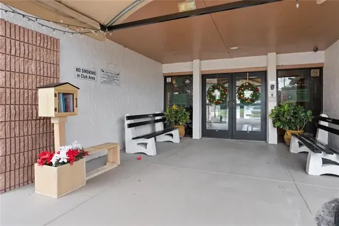10105 Crown Court Orlando FL 32821