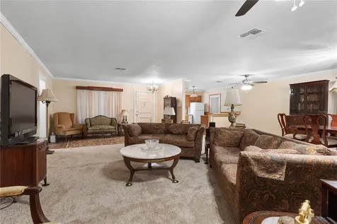 10105 Crown Court Orlando FL 32821