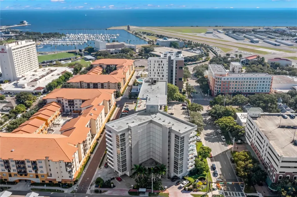 470 3rd Street S St Petersburg FL 33701