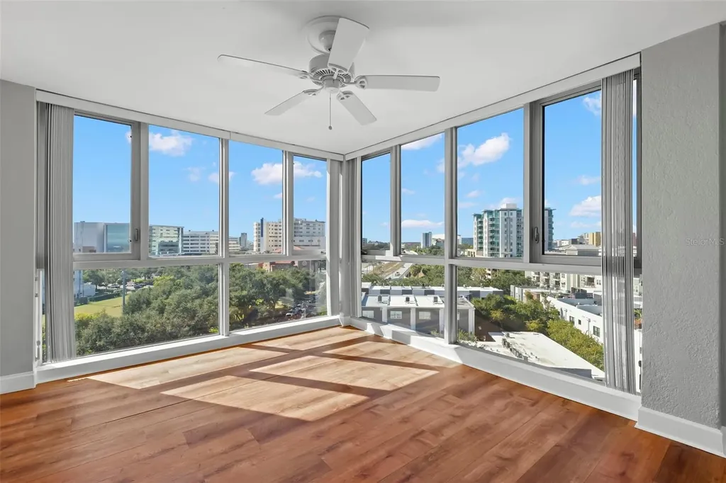 470 3rd Street S St Petersburg FL 33701