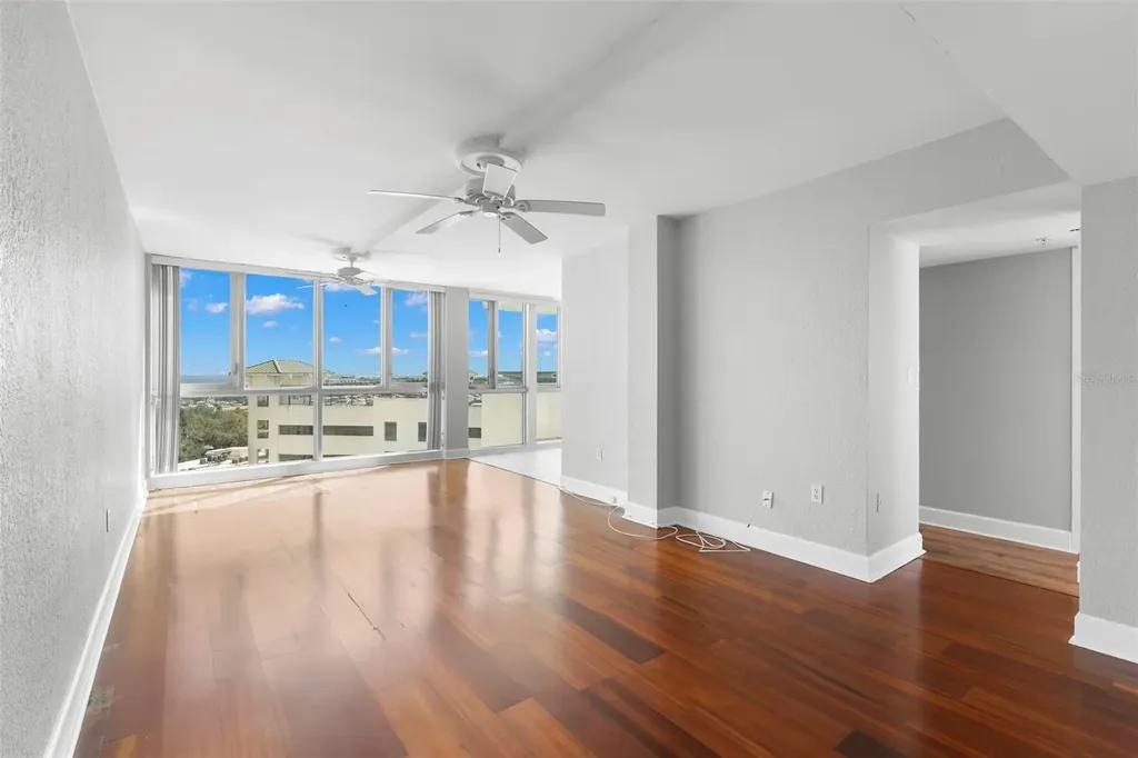 470 3rd Street S St Petersburg FL 33701