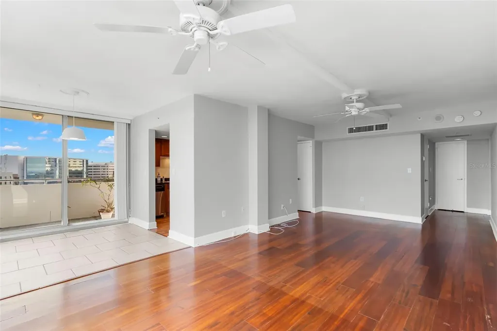 470 3rd Street S St Petersburg FL 33701