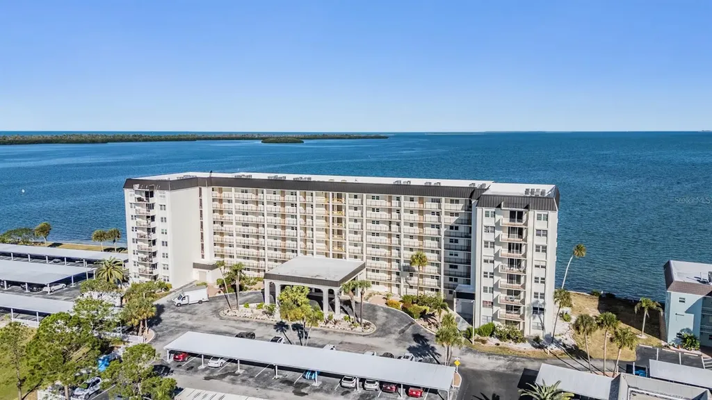 9 Haig Place Dunedin FL 34698