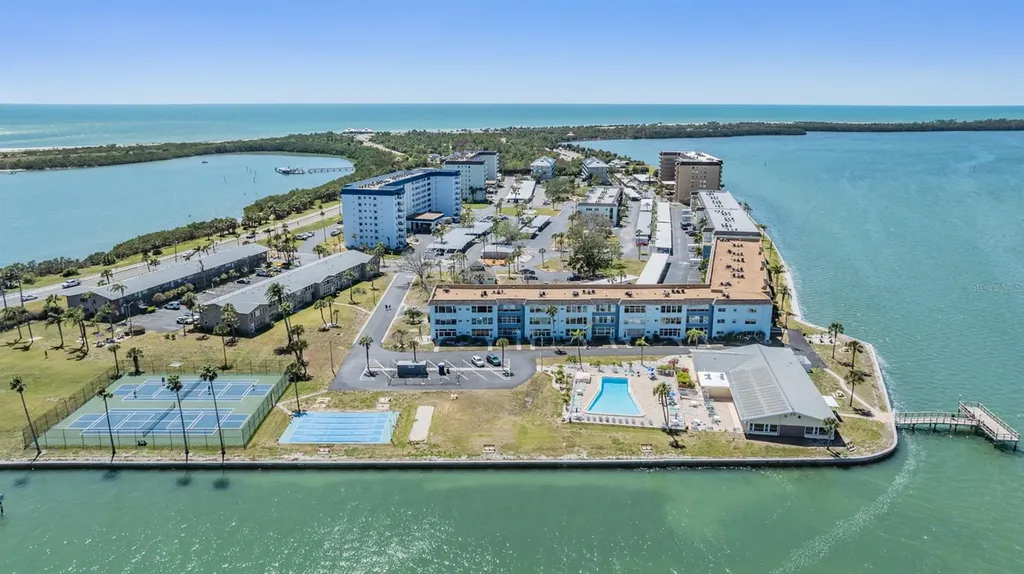 9 Haig Place Dunedin FL 34698