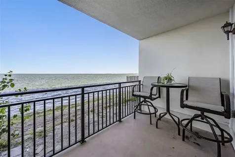 9 Haig Place Dunedin FL 34698