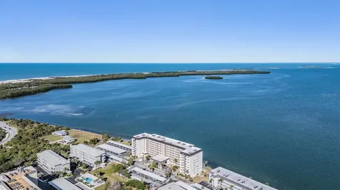 9 Haig Place Dunedin FL 34698