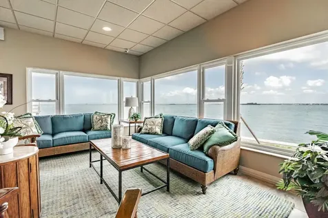 9 Haig Place Dunedin FL 34698