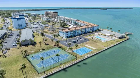 9 Haig Place Dunedin FL 34698